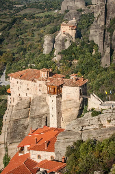 Veduta delle montagne e dei monasteri di Meteora — Foto Stock