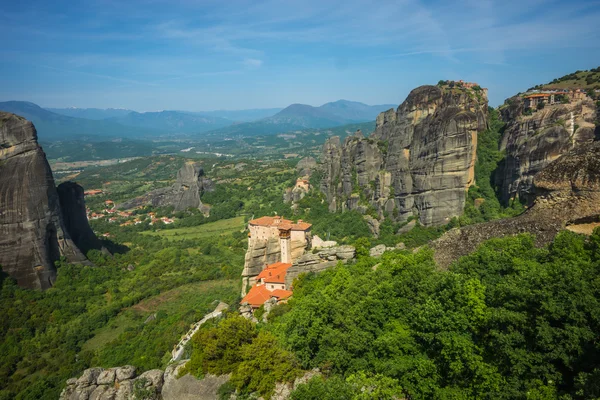 Vista de las montañas y monasterios — Foto de Stock