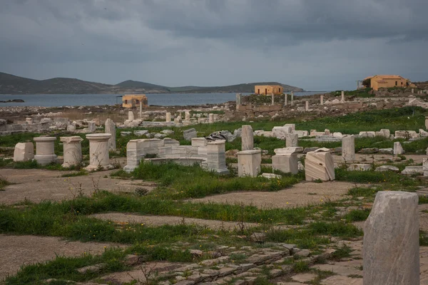 Ancient Greek ruins at island of Delos — Stock Photo, Image