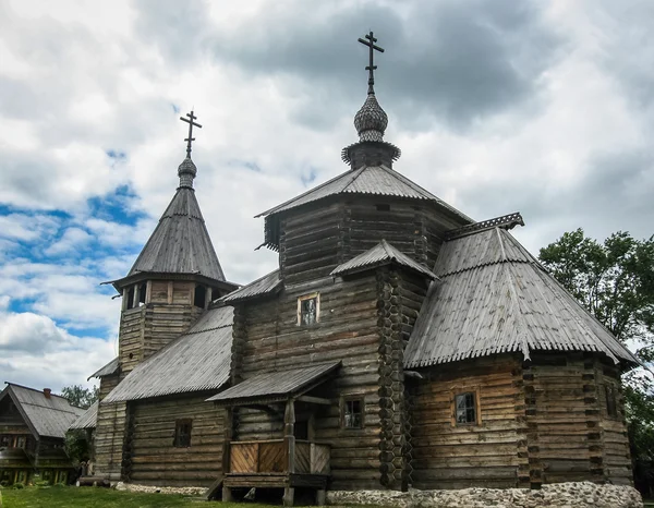Wooden architecture in Suzdal — Stock Photo, Image