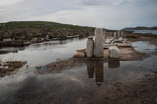 Ancient Greek ruins at island of Delos — Stock Photo, Image