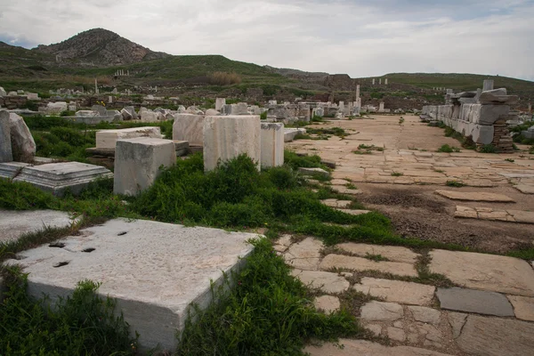 Ancient Greek ruins at island of Delos — Stock Photo, Image