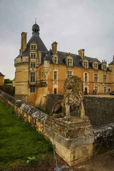 Medieval castle at Touffou — Stock Photo, Image