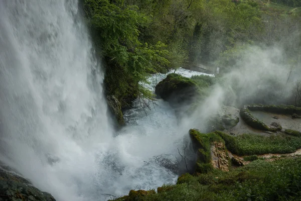 Atemberaubender Wasserfall in edessa — Stockfoto