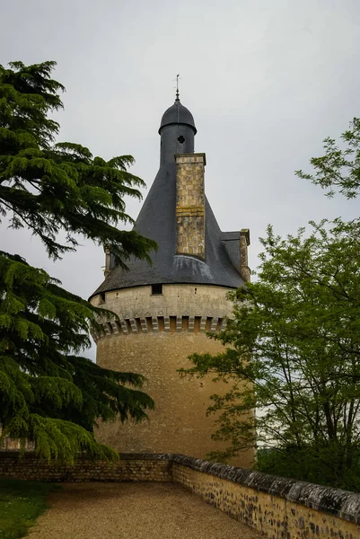 Middeleeuws kasteel op Touffou — Stockfoto
