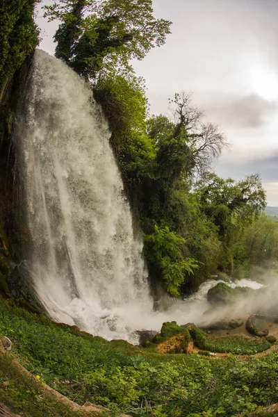 Wspaniały wodospad w Édessa — Zdjęcie stockowe