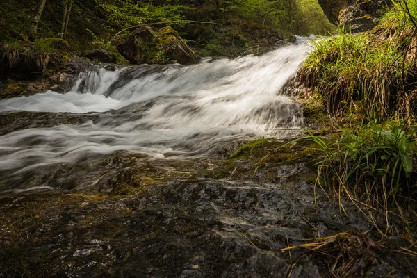 River with waterfall on Mount Olympus — Stock Photo, Image