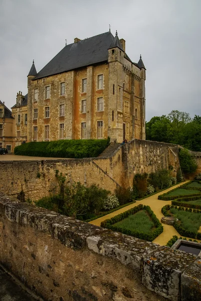 Castello medievale a Touffou — Foto Stock