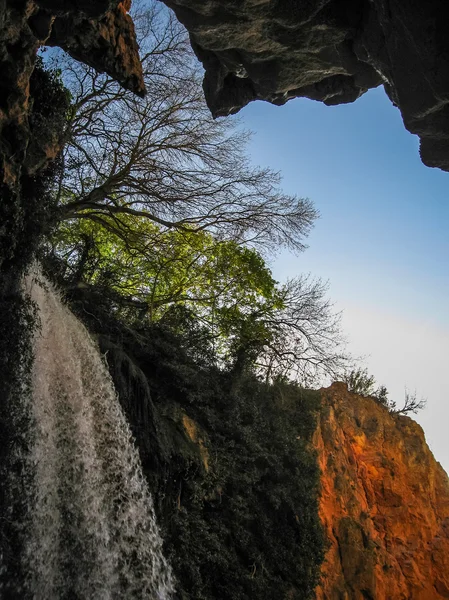 Wodospad w Monasterio de Piedra, Hiszpania — Zdjęcie stockowe