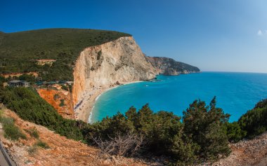 Doğa Manzaralı ve benzersiz beach Porto Kaziki