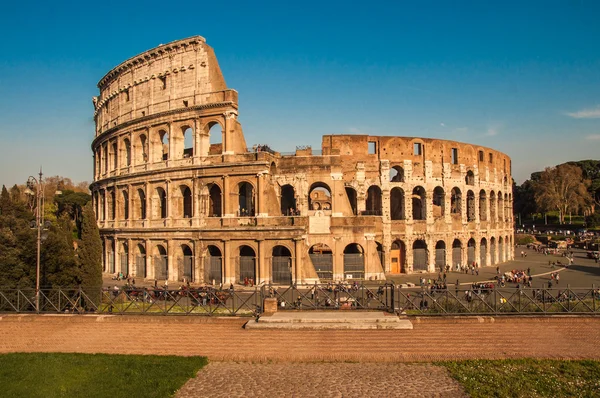 Ruinas del Coliseo, Roma —  Fotos de Stock