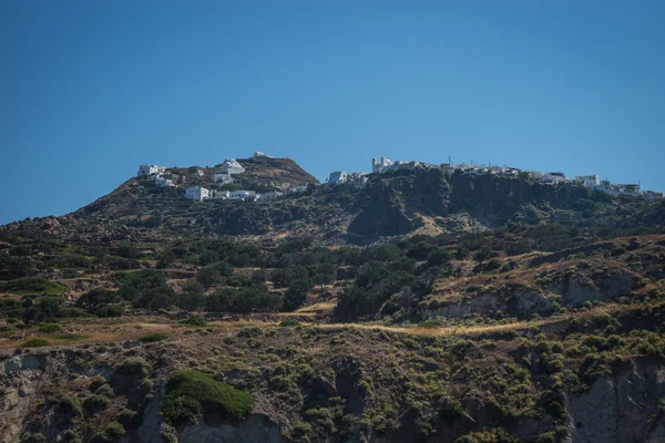 Rochers pittoresques près de l'île de Milos — Photo