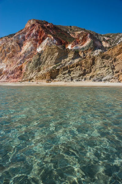 Пляж Firihacka, Милос, Греция — стоковое фото