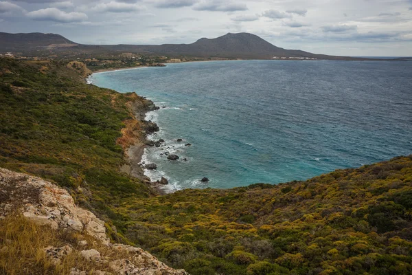 Malowniczy krajobraz z widokiem na morze, Kythira, Greece — Zdjęcie stockowe