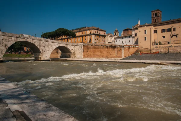 Rivière Tibre, Rome, Italie — Photo