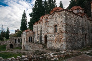 Mystras Bizans Kalesi şehrin kalıntıları