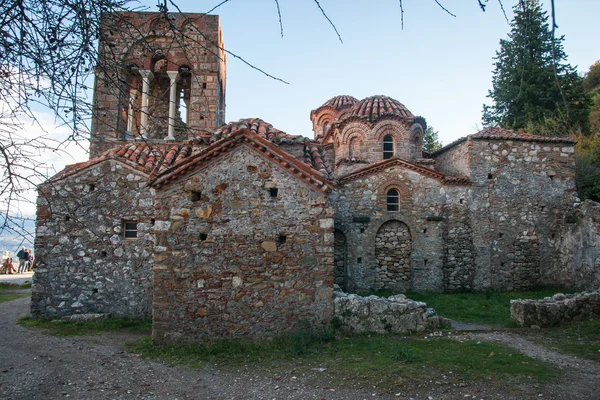 Ruinerna av bysantinska slottet staden Mystras — Stockfoto