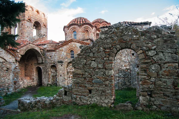 Mystras Bizans Kalesi şehrin kalıntıları — Stok fotoğraf