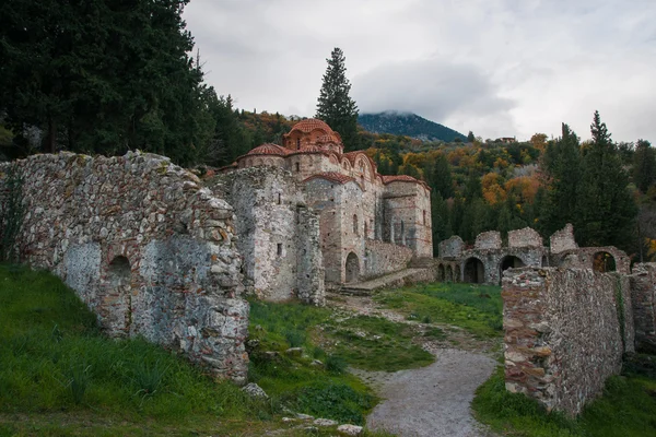 Pozůstatky byzantského hradu městě Mystras — Stock fotografie