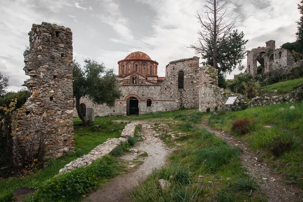 Pozůstatky byzantského hradu městě Mystras — Stock fotografie