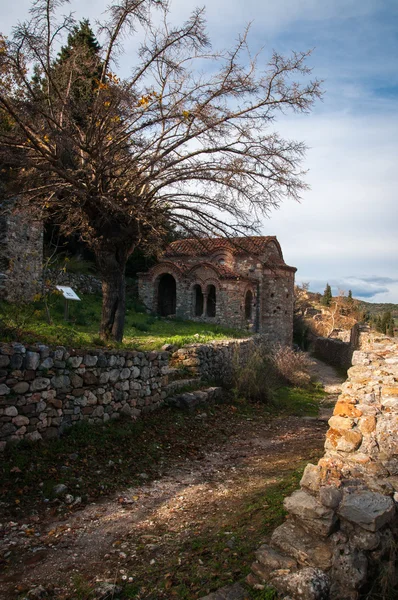 Ruinas del castillo bizantino ciudad de Mystras — Foto de Stock