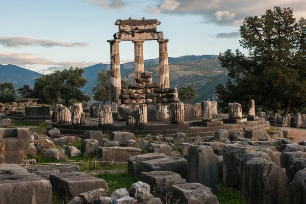 古希腊阿波罗神庙的废墟 — 图库照片