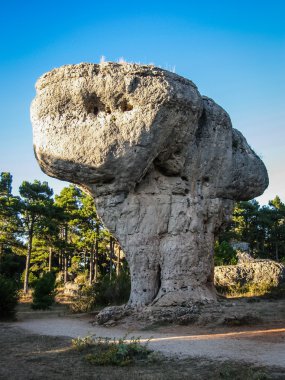 Büyülü Cuenca şehir Castilla la benzersiz kaya oluşumları 