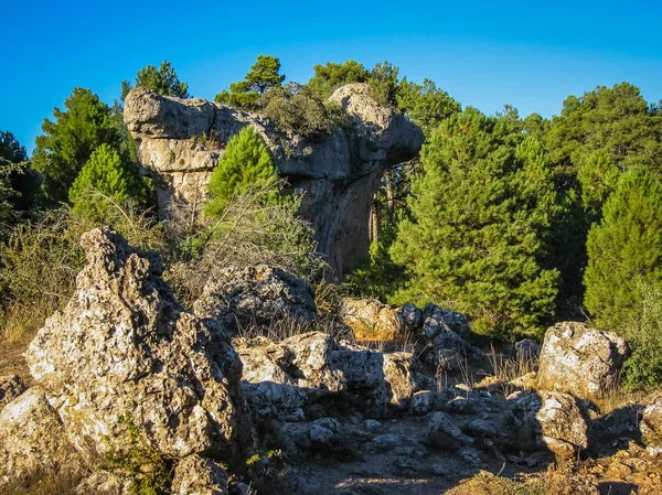 Unique rock formations in enchanted city of Cuenca, Castilla — стоковое фото