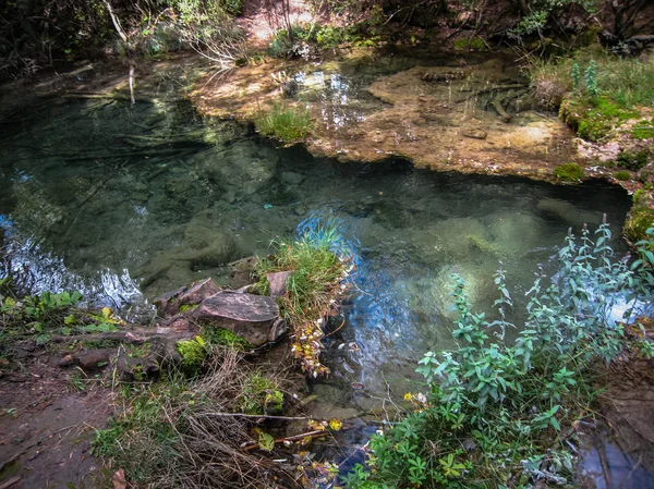 Source de la rivière Cuervo, Cuenca, Castilla la Mancha, Espagne — Photo