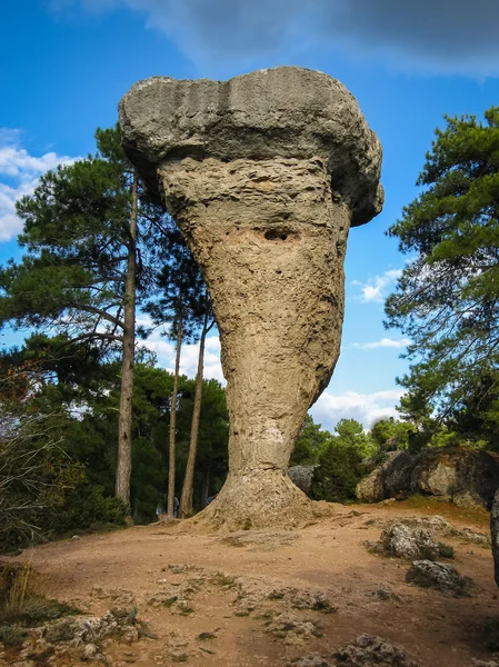Formaciones rocosas únicas en la ciudad encantada de Cuenca, Castilla la — Foto de Stock