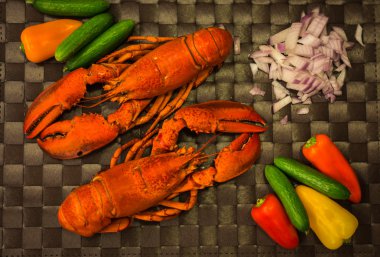 Natürmort ıstakoz mini biber ve salatalık ile