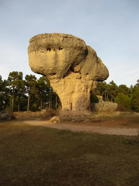 Klippformationer i staden Cuenca — Stockfoto