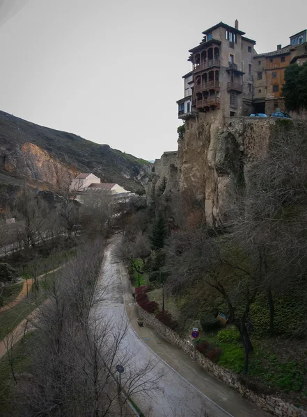 Cuenca 'da asma evler — Stok fotoğraf