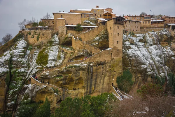 View of the mountains and monasteries of Meteora in winter, Gree — Stock Photo, Image