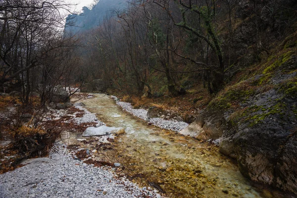 色の石、Loutra がの温泉北川 — ストック写真