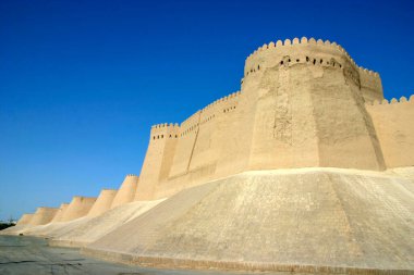 Özbekistan 'da Oasis Şehri Khiva' nın Tuğla Duvarları