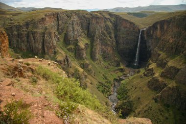Güney Afrika ülkesi Lesotho 'da 192 metre yüksekliğinde Maletsunyane Şelalesi