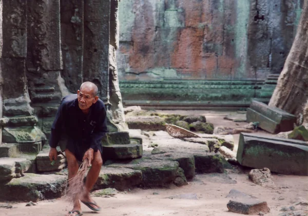 Siem Reap Καμπότζη Οκτωβρίου 1999 Σκούτερ Του Prohm Μία Από — Φωτογραφία Αρχείου