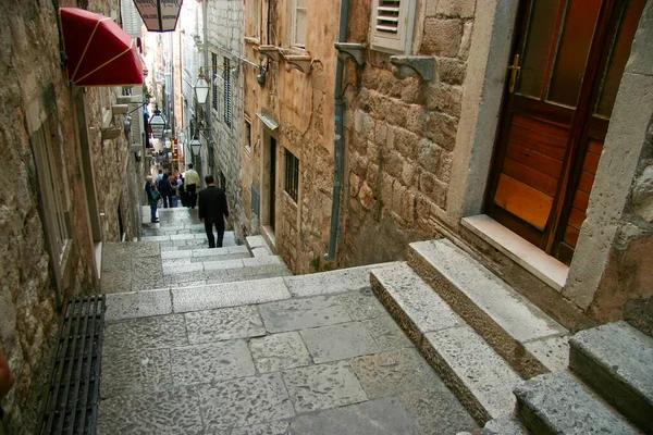 Dubrovnik Croatia Sep 2006 Narrow Alley Stairs Old Town Dubrovnik — Stock Photo, Image