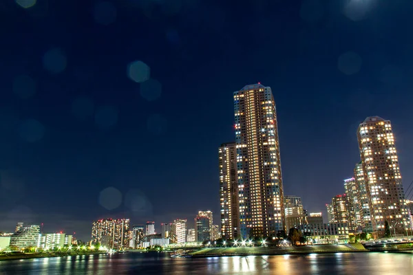 中央区月島にある東京夜景とレンズフレア — ストック写真