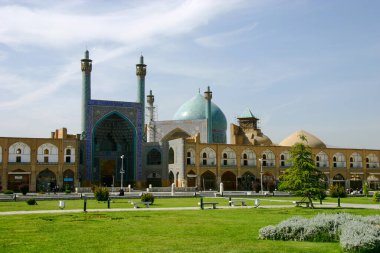 İran 'ın İsfahan kentindeki İmam Meydanı' ndaki Şah Camii