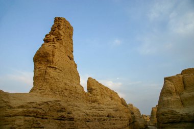 Jiaohe şehrinin antik kalıntıları Xinjiang, Çin 'de İpek Yolu üzerinde