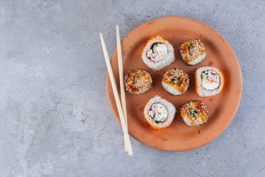 Nefis suşi. Geleneksel Asya yemekleri konsepti