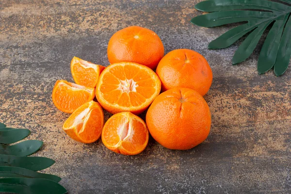 Naranjas Maduras Frescas Mesa Cocina Concepto Nutrición Saludable —  Fotos de Stock