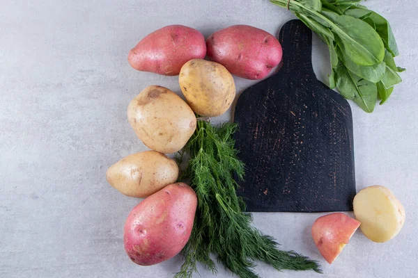 Frische Bio Kartoffeln Auf Grauem Hintergrund — Stockfoto
