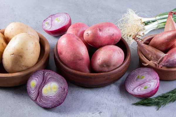 Frisches Bio Gemüse Auf Grauem Hintergrund — Stockfoto