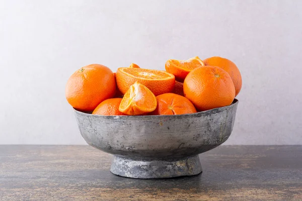 Mandarini Freschi Maturi Una Ciotola — Foto Stock