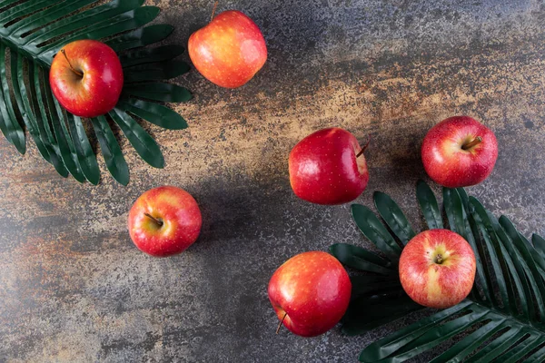 Fresh Ripe Apples Dark Background Top View — Stock Photo, Image