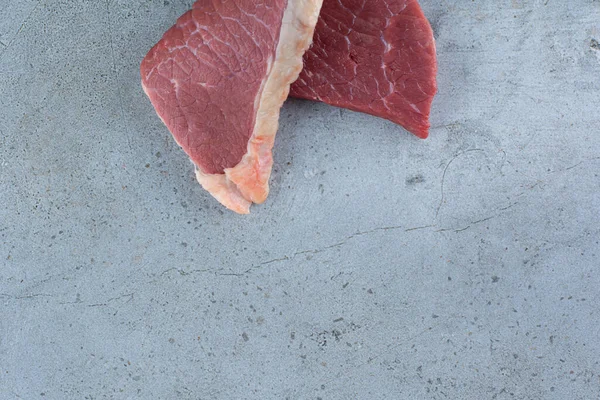 Nyers Vörös Húsdarab Kőből Készült Háttér Kiváló Minőségű Fénykép — Stock Fotó