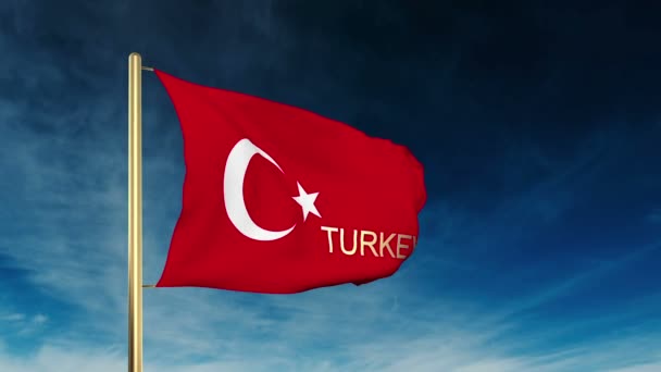 Стиль ползунка флага Турции с названием. Ожидание на ветру с анимацией облачного фона — стоковое видео